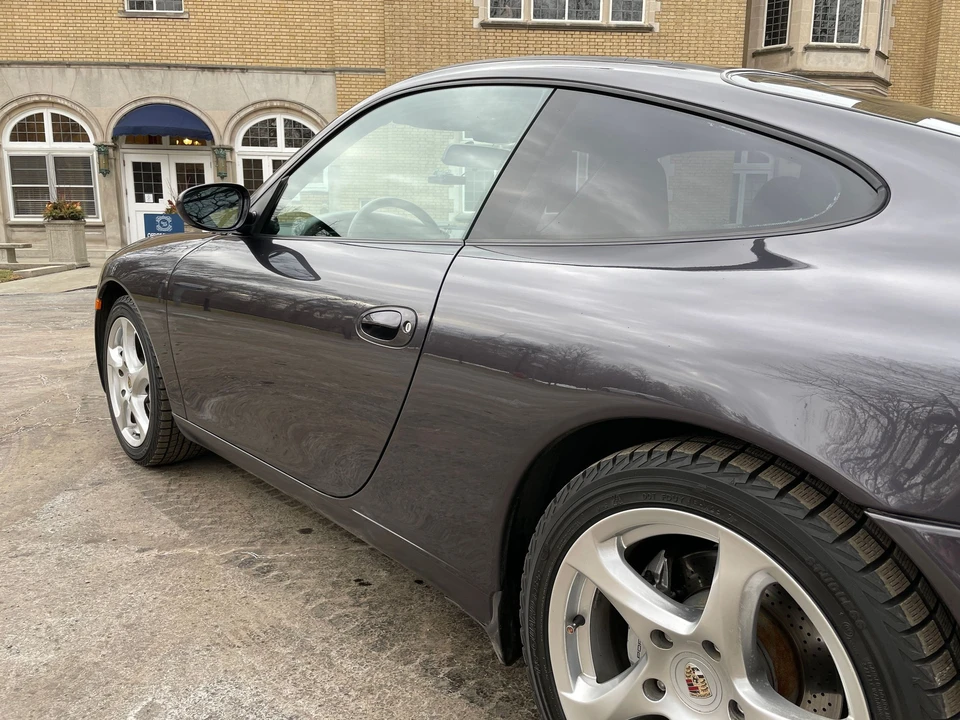 1999 Porsche 996 Carrera 4 - Image 18 of 31