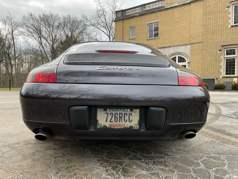 1999 Porsche 996 Carrera 4 - Image 19 of 31