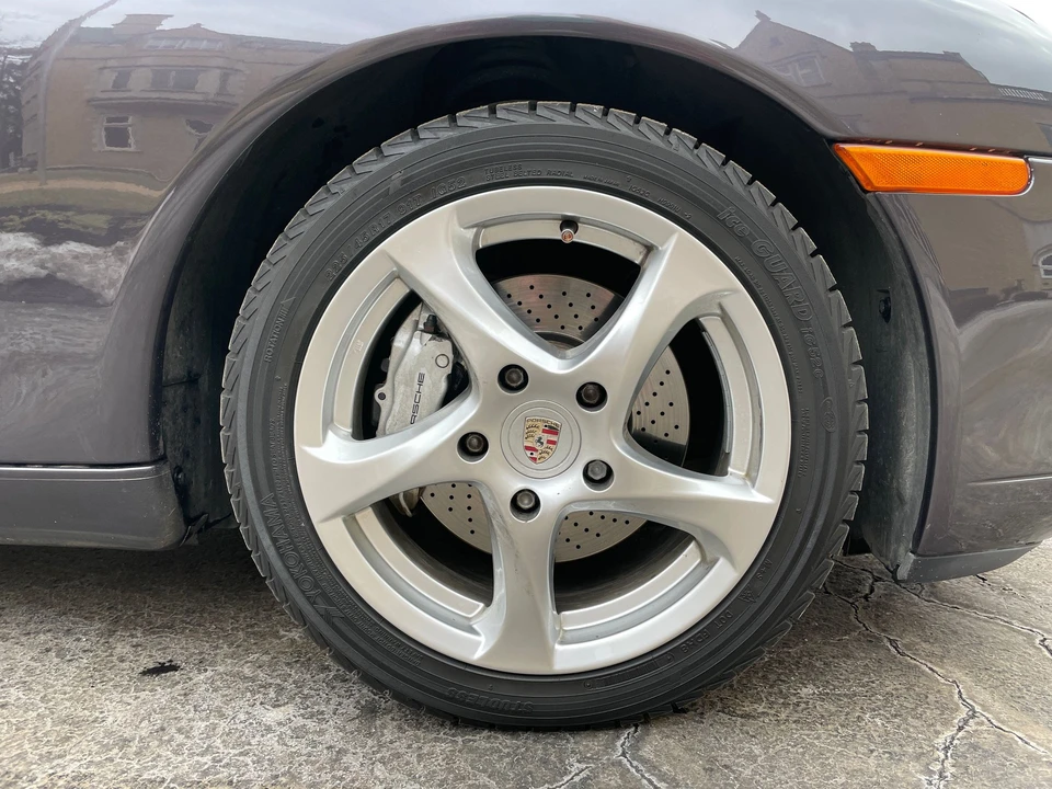 1999 Porsche 996 Carrera 4 - Image 27 of 31