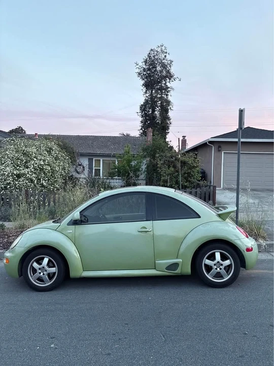 1999 Volkswagen New Beetle - Image 3 of 4