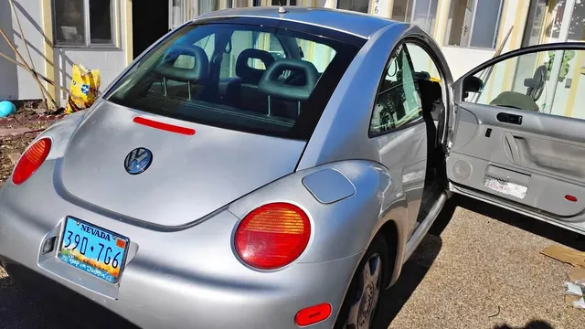 1999 Volkswagen Beetle 1.8T Hatchback 2D