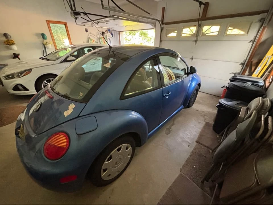 1999 Volkswagen New Beetle - Image 4 of 11