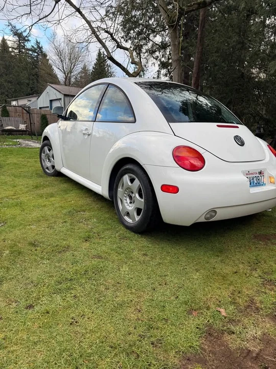 1999 Volkswagen New Beetle - Image 4 of 10