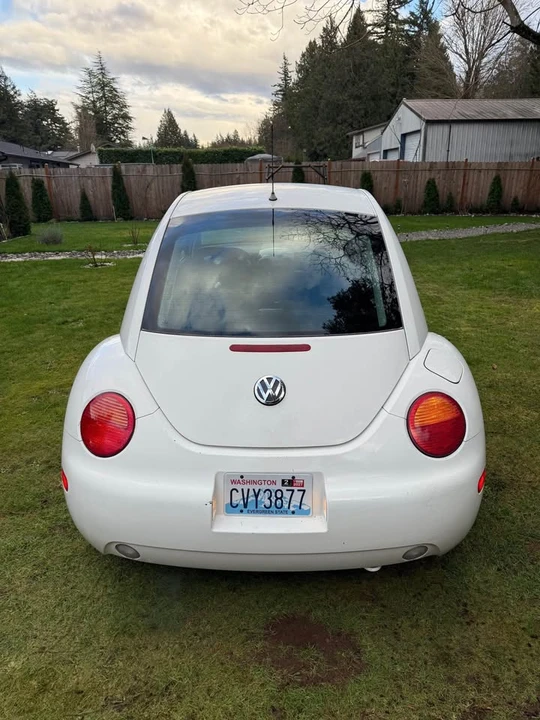 1999 Volkswagen New Beetle - Image 6 of 10