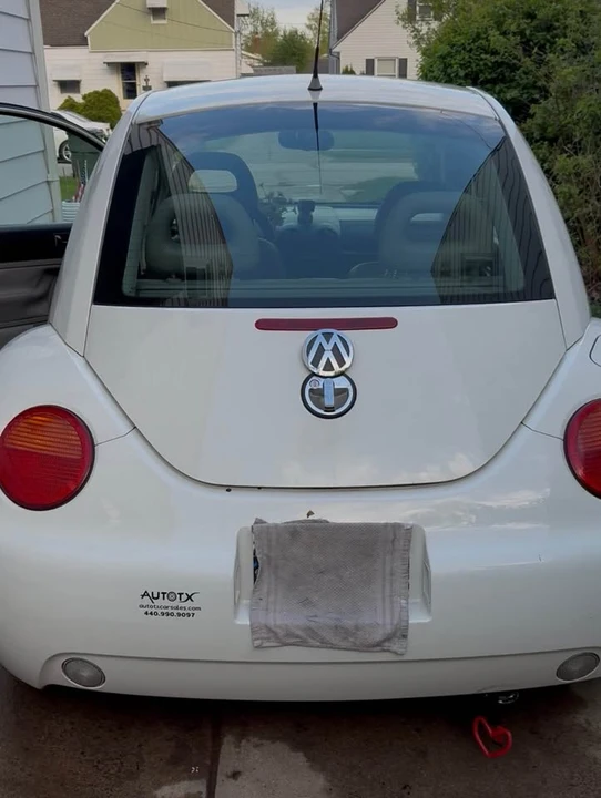 1999 Volkswagen New Beetle - Image 2 of 4