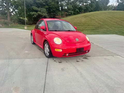 1999 Volkswagen Beetle 2.0T S Hatchback 2D