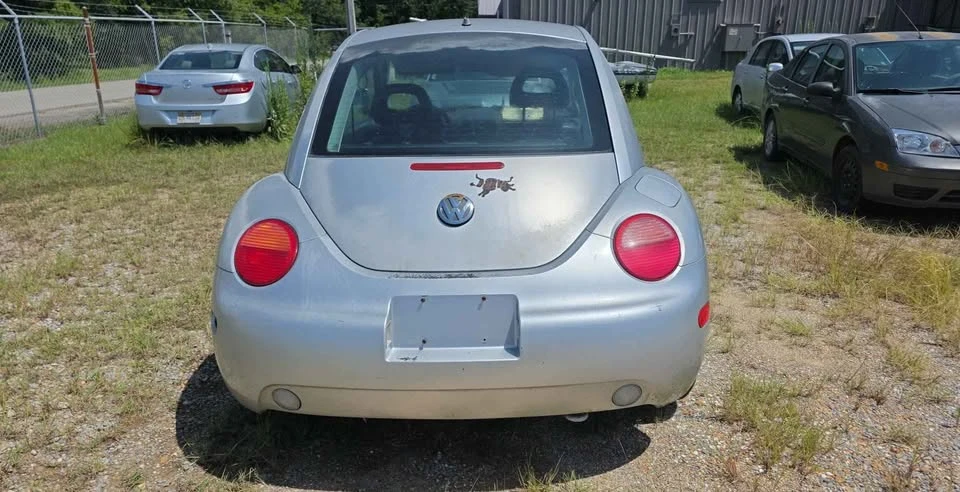 1999 Volkswagen New Beetle - Image 2 of 7