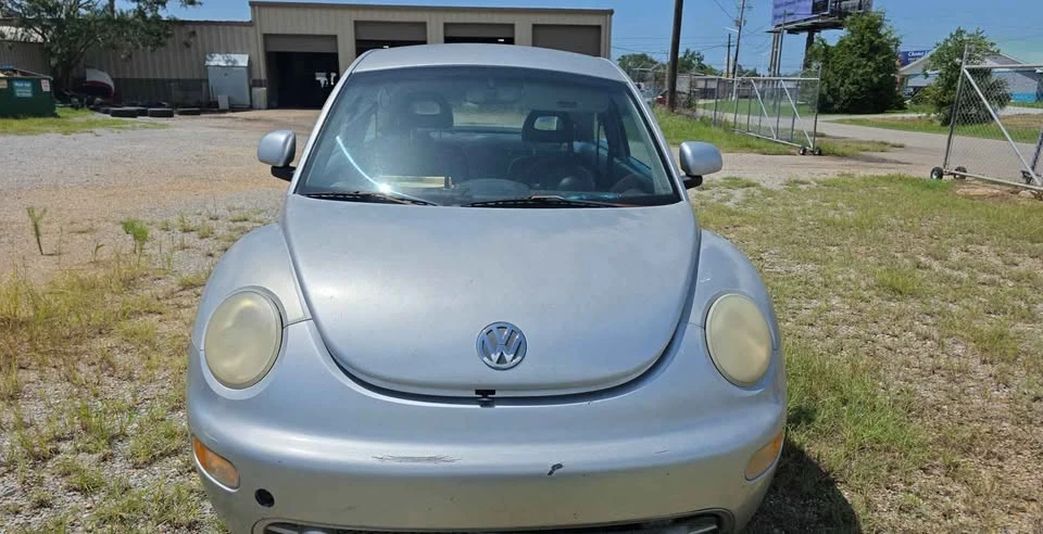 1999 Volkswagen New Beetle - Image 3 of 7