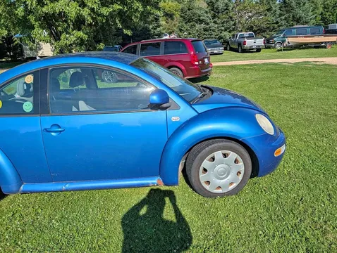 1999 Volkswagen Beetle Hatchback 2D