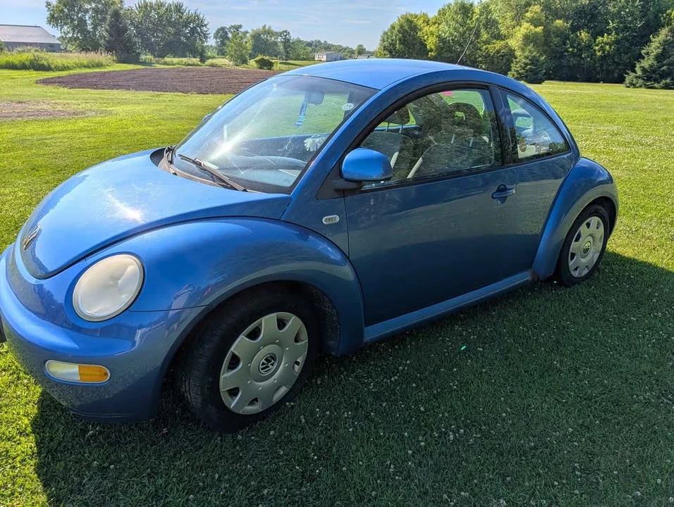 1999 Volkswagen New Beetle - Image 5 of 6