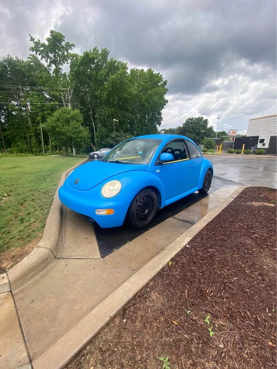 1999 Volkswagen New Beetle - Image 2 of 4