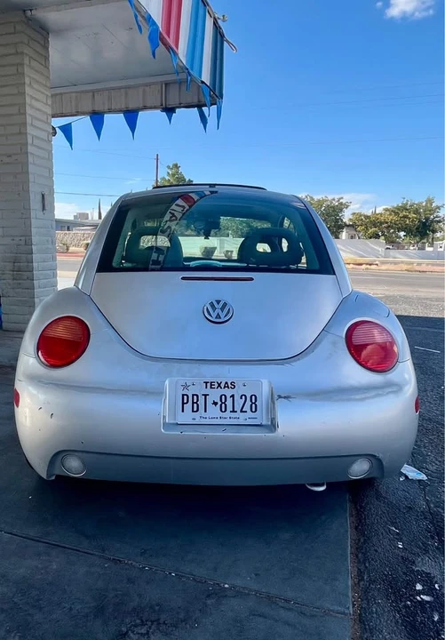 1999 Volkswagen New Beetle - Image 4 of 11