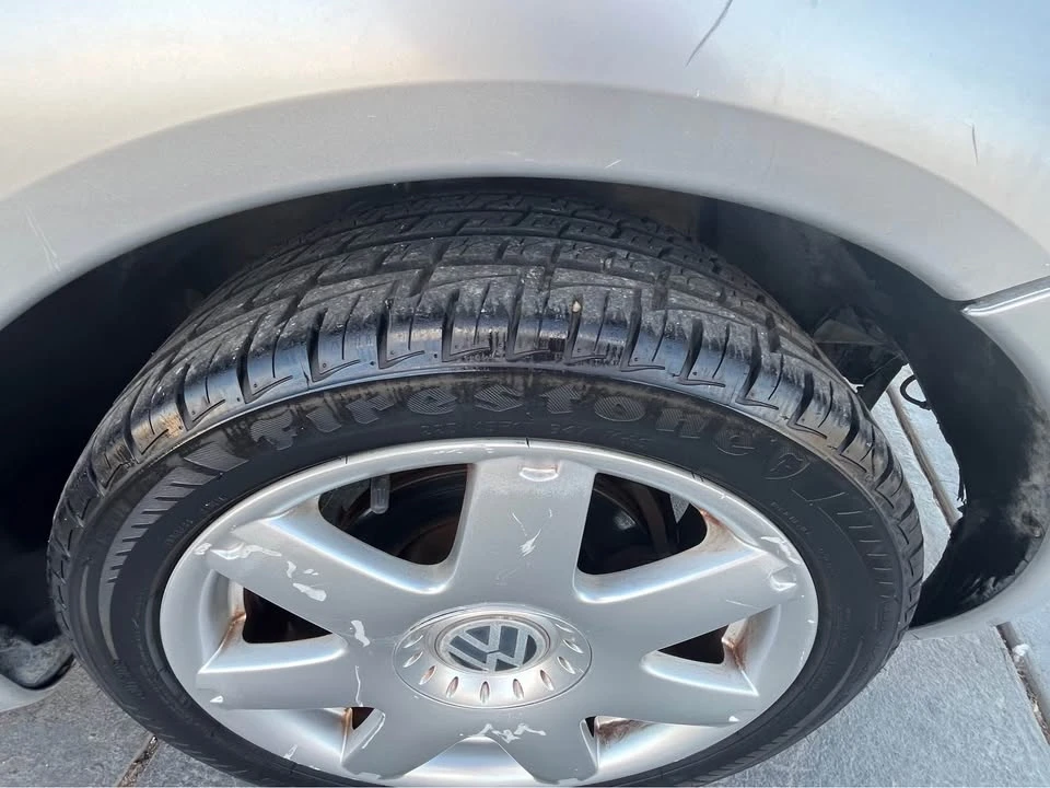 1999 Volkswagen New Beetle - Image 9 of 11