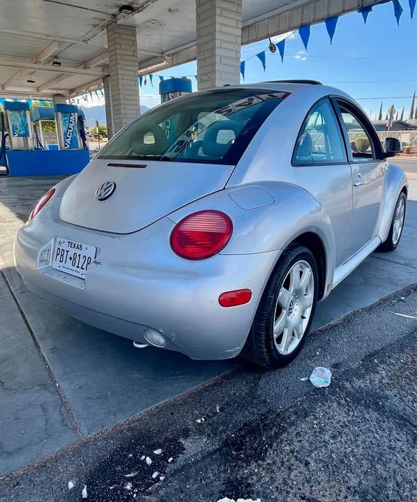 1999 Volkswagen New Beetle - Image 5 of 11