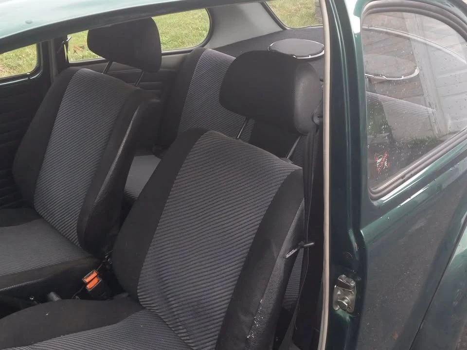 1999 Volkswagen New Beetle - Image 7 of 11
