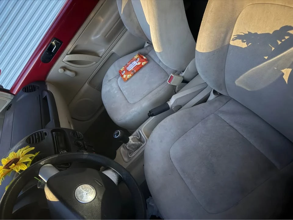 1999 Volkswagen New Beetle - Image 2 of 3