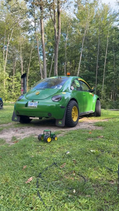 1999 Volkswagen New Beetle - Image 10 of 13