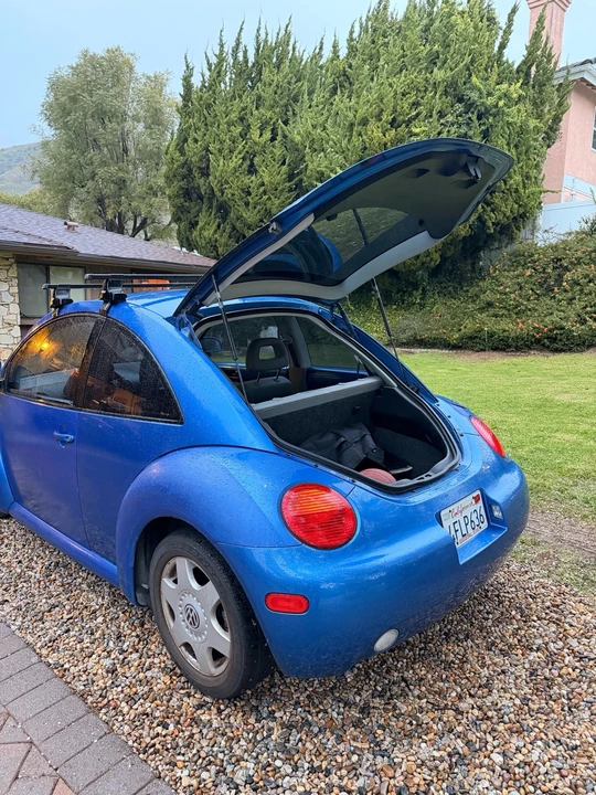 1999 Volkswagen New Beetle - Image 10 of 21