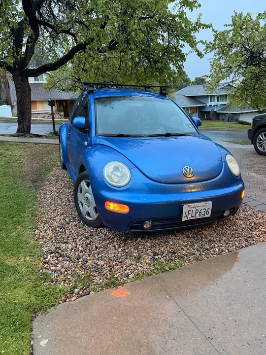 1999 Volkswagen New Beetle - Image 13 of 21