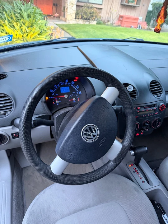 1999 Volkswagen New Beetle - Image 15 of 21