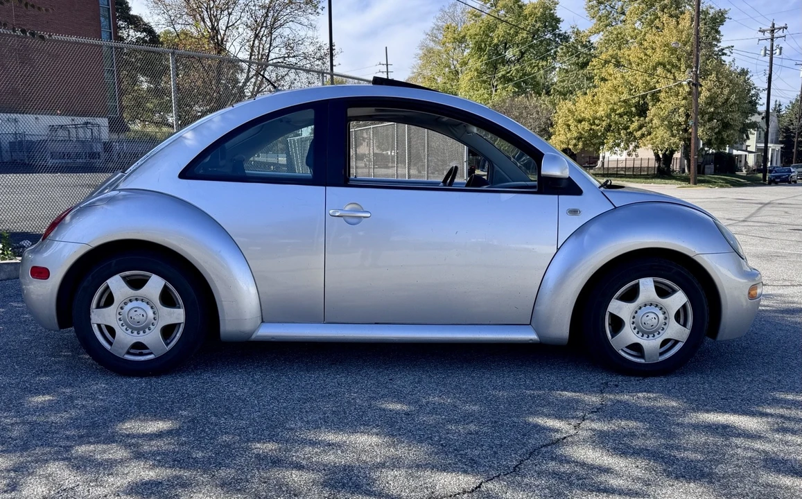 1999 Volkswagen New Beetle - Image 5 of 21