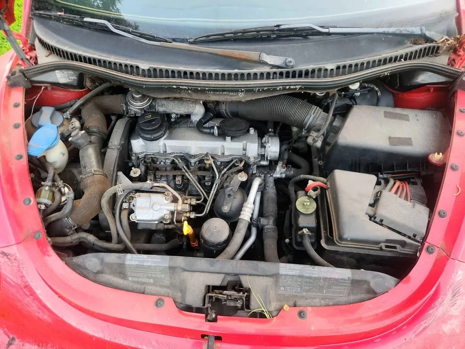 1999 Volkswagen New Beetle - Image 6 of 6