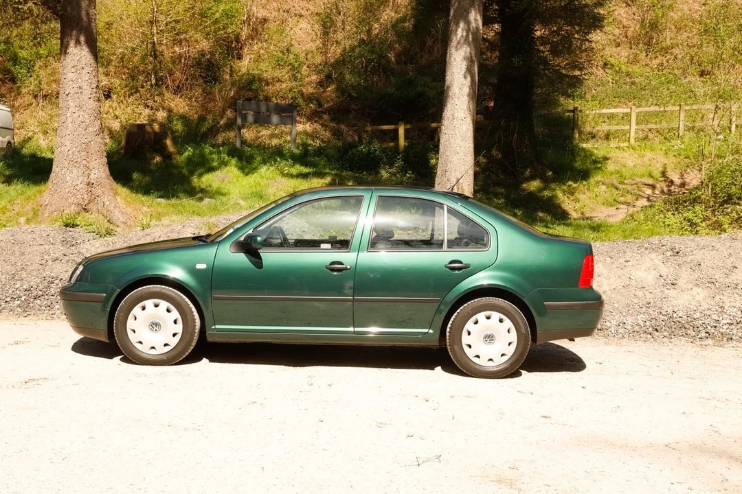 1999 Volkswagen A4 Jetta - Image 12 of 30