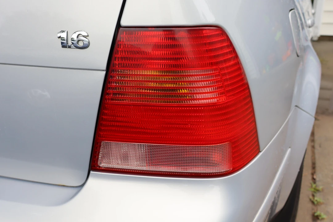 1999 Volkswagen A4 Jetta - Image 16 of 31