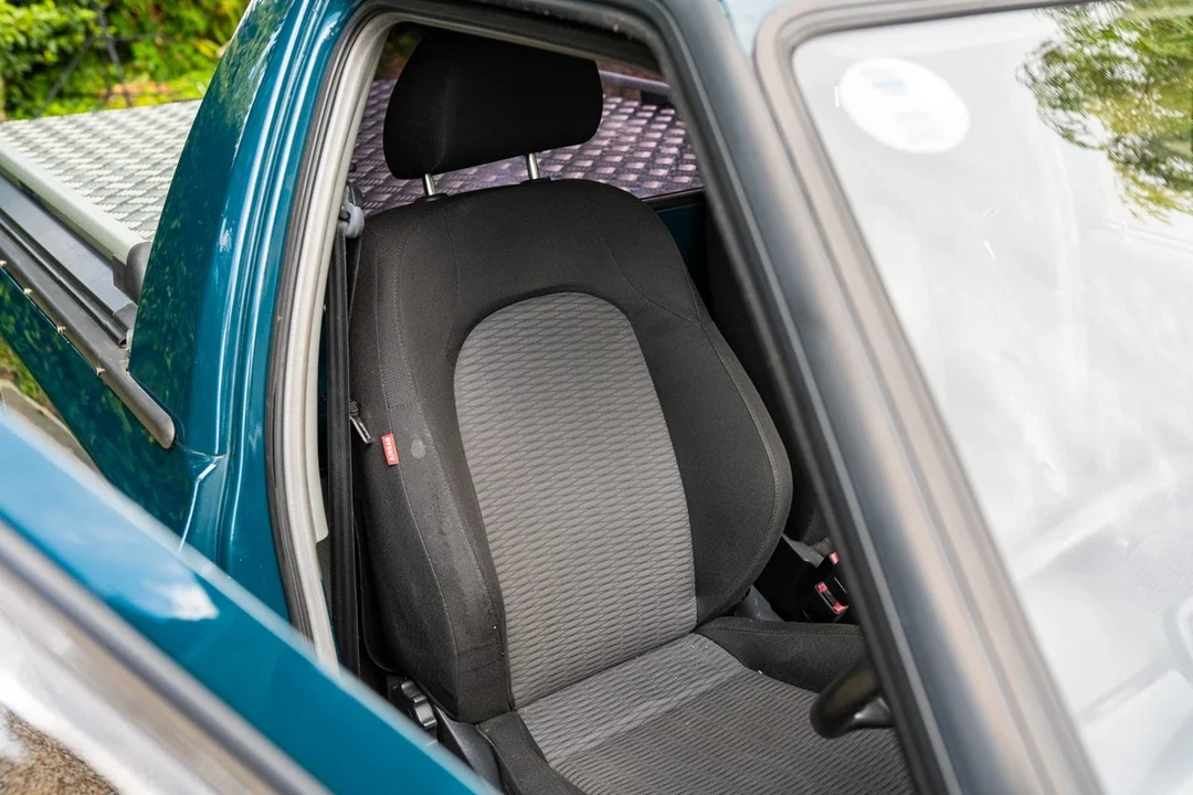 1999 Volkswagen Caddy/Rabbit Pickup - Image 19 of 30