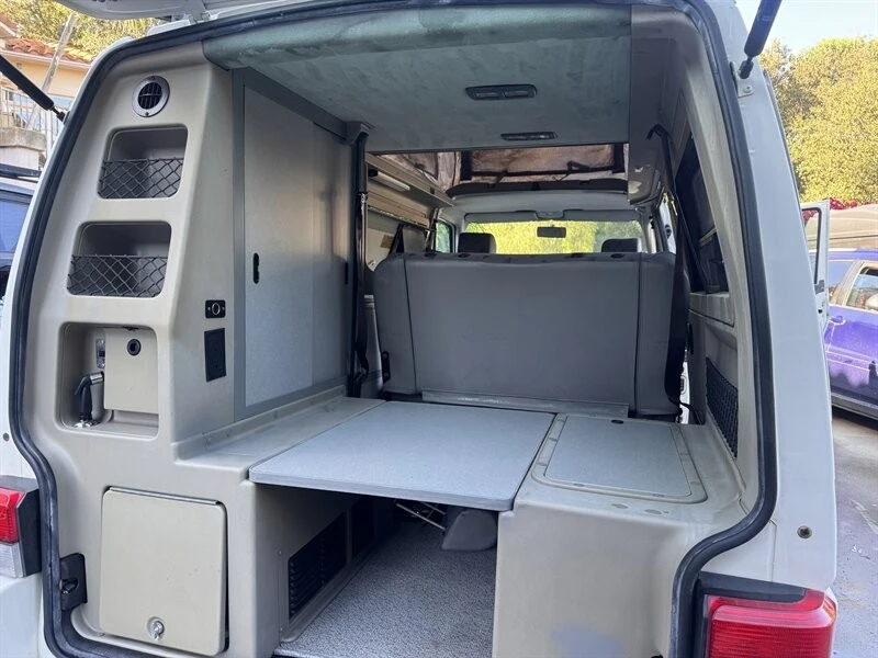 1999 Volkswagen EuroVan - Image 18 of 21