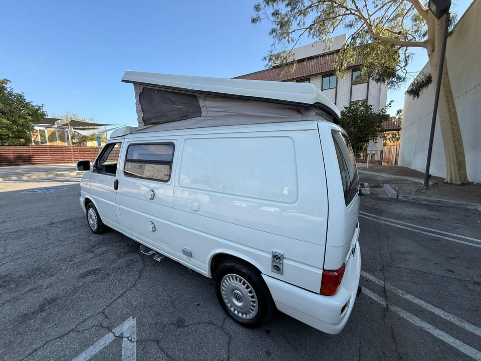 1999 Volkswagen EuroVan - Image 12 of 31