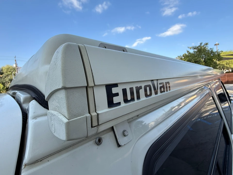 1999 Volkswagen EuroVan - Image 23 of 31