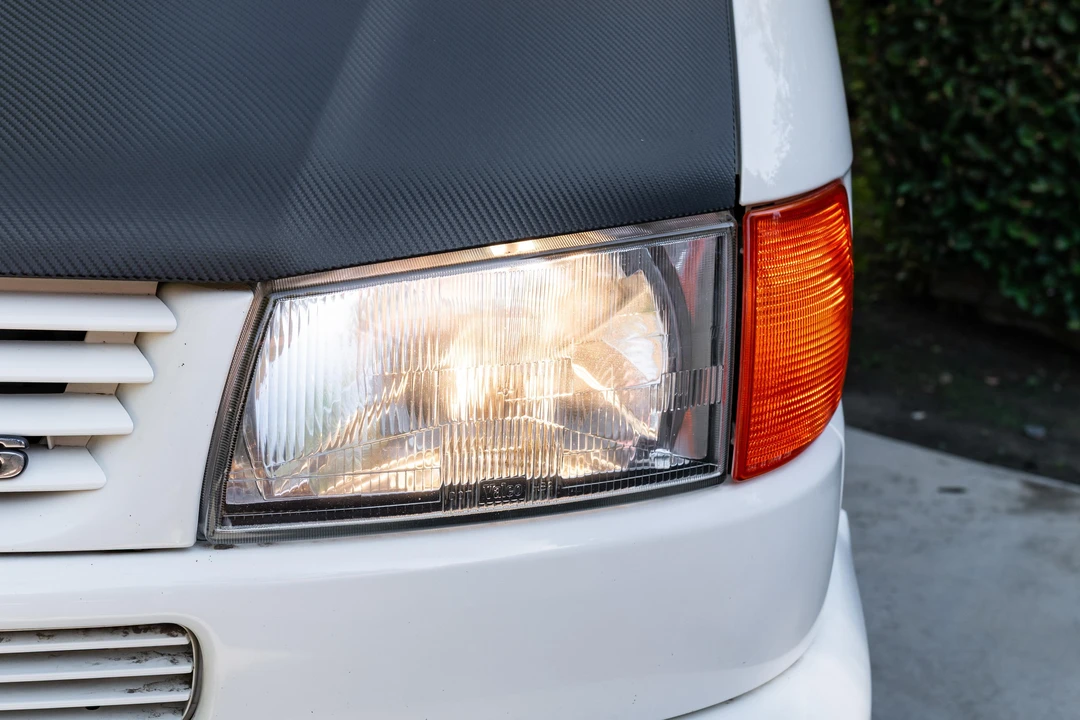 1999 Volkswagen EuroVan - Image 12 of 31