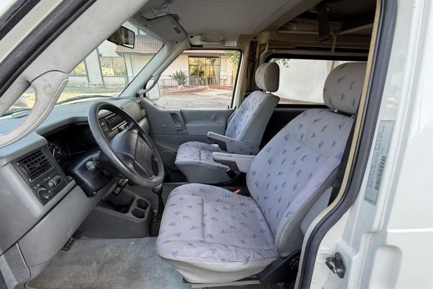 1999 Volkswagen EuroVan - Image 5 of 8
