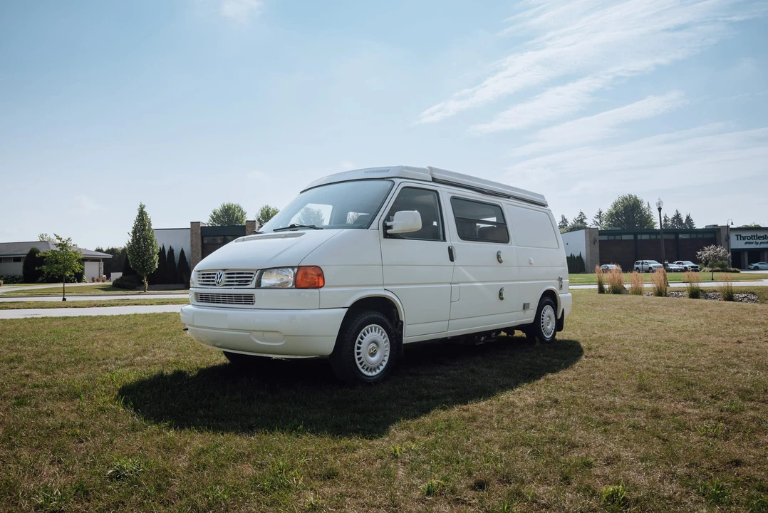 1999 Volkswagen EuroVan - Image 2 of 31