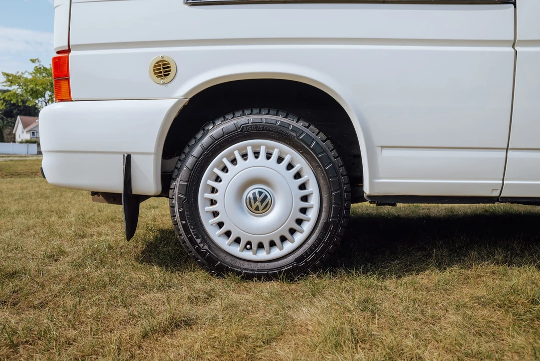 1999 Volkswagen EuroVan - Image 20 of 31