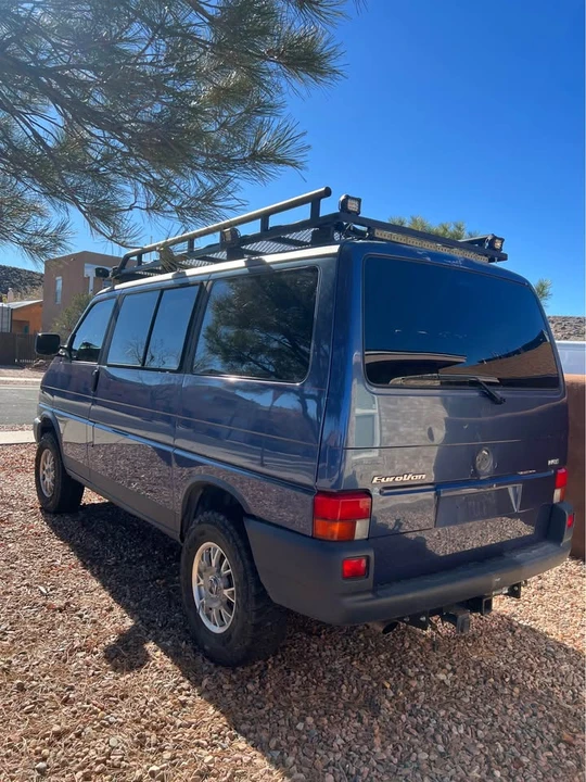 1999 Volkswagen EuroVan - Image 14 of 17