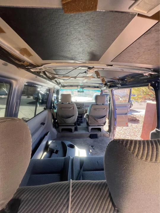 1999 Volkswagen EuroVan - Image 4 of 17
