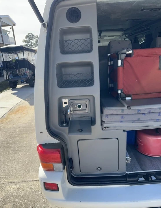 1999 Volkswagen EuroVan - Image 4 of 20