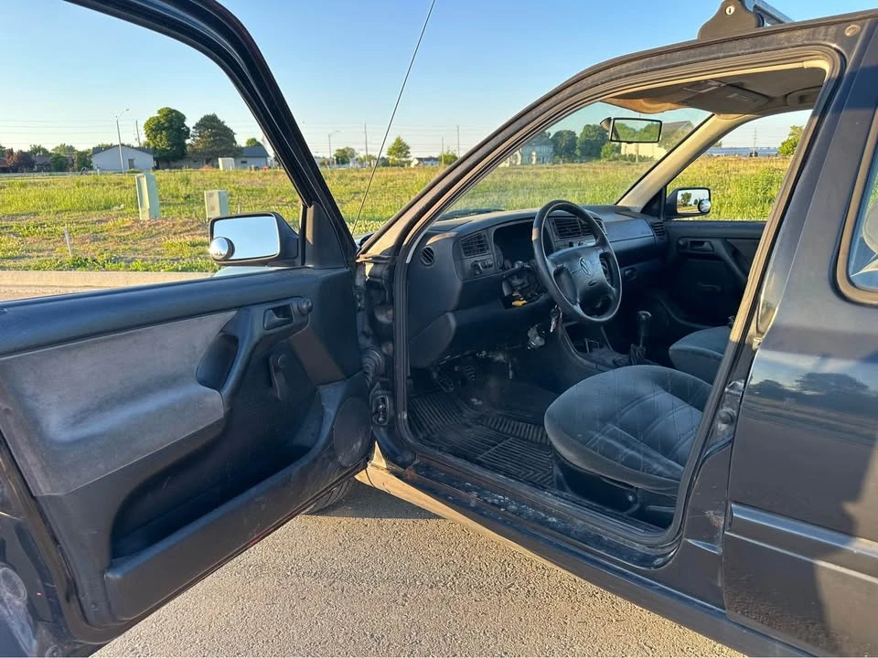 1999 Volkswagen A4 Jetta - Image 11 of 13