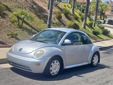 1999 Volkswagen New Beetle 2.5 Hatchback 2D