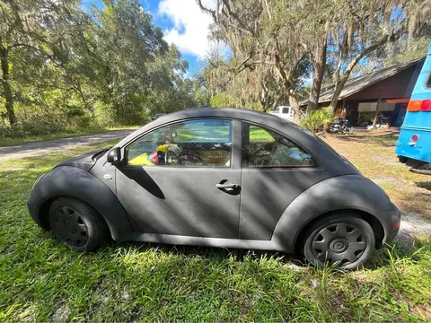 1999 Volkswagen New Beetle 2.5 Hatchback 2D