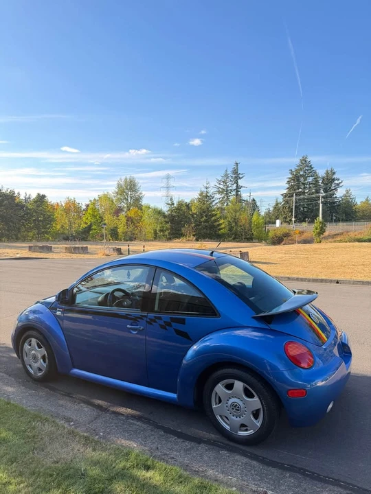 1999 Volkswagen New Beetle - Image 5 of 11