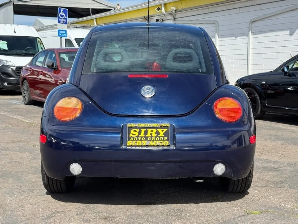 1999 Volkswagen New Beetle - Image 10 of 20