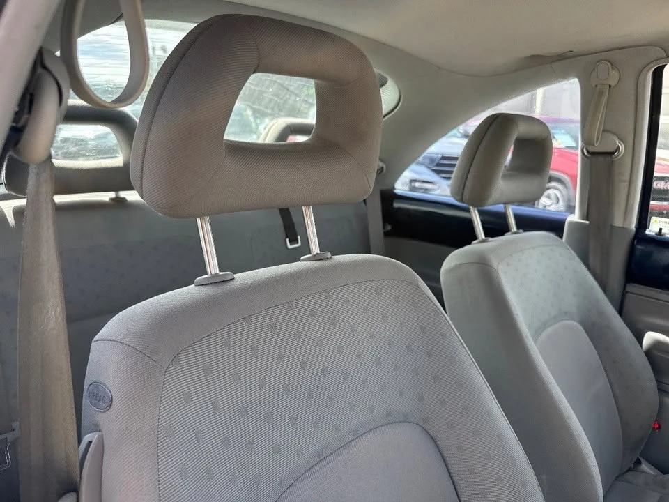 1999 Volkswagen New Beetle - Image 12 of 20