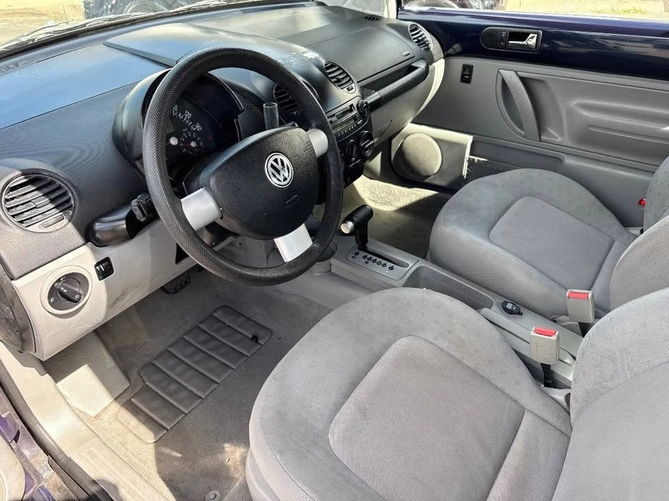 1999 Volkswagen New Beetle - Image 18 of 20