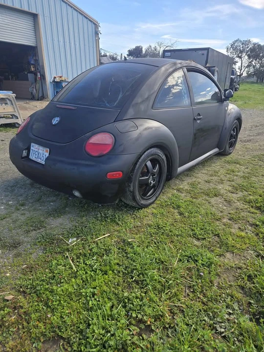 1999 Volkswagen New Beetle - Image 6 of 9