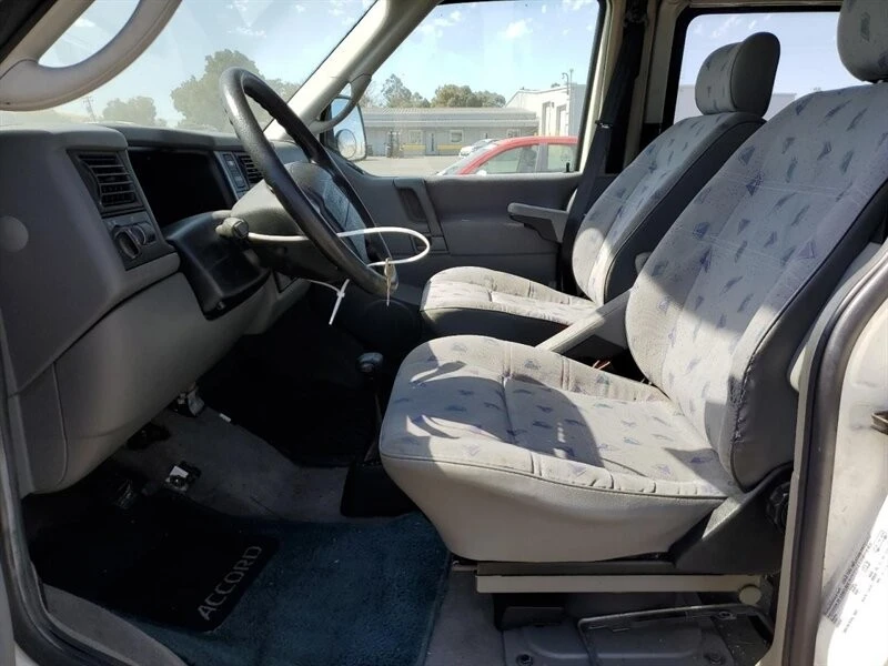 1999 Volkswagen EuroVan - Image 12 of 12