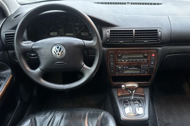 1999 Volkswagen Passat - Image 5 of 8