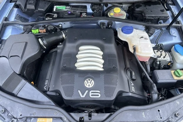 1999 Volkswagen Passat - Image 6 of 8